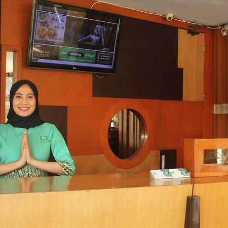 Hotel Grand Karawang Indah Eksteriør billede