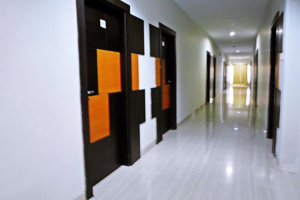 Hotel Grand Karawang Indah Eksteriør billede